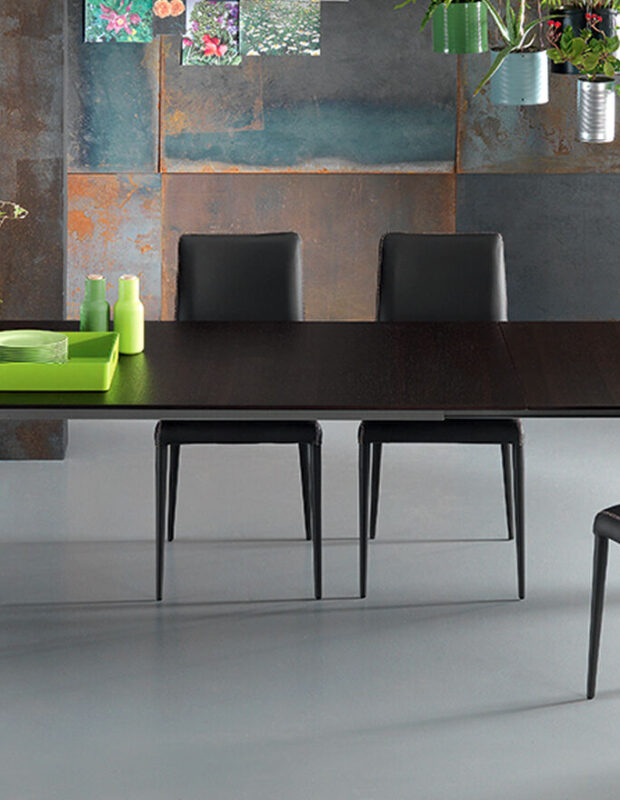 Tavolo Allungabile in Legno, Atlante