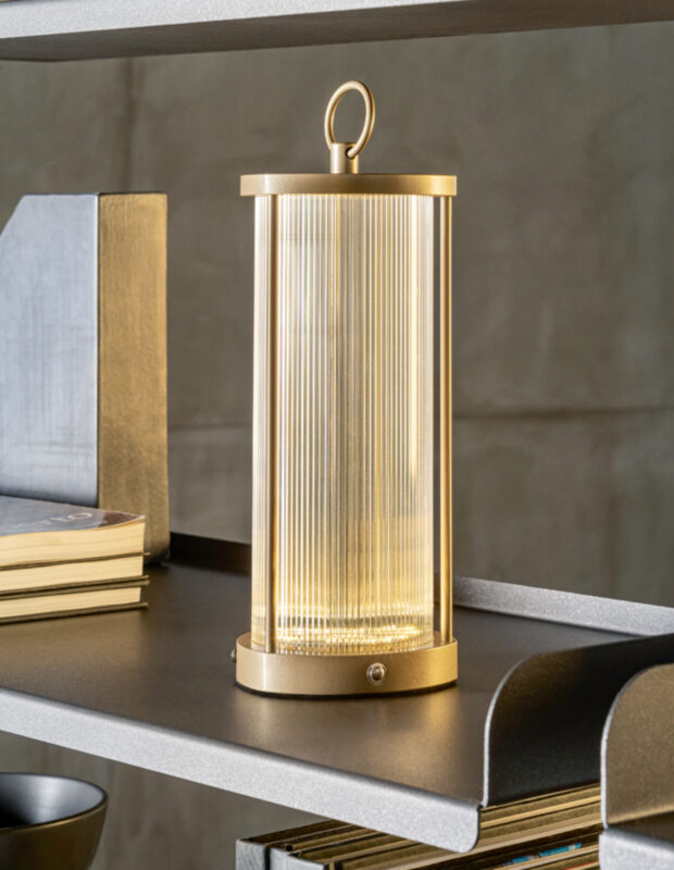 Giò Giò, Illuminazione